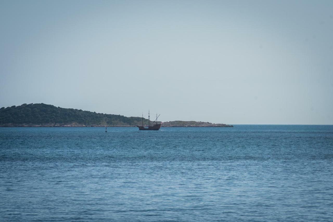 Poseydon Beach Bungalow Mlini Buitenkant foto