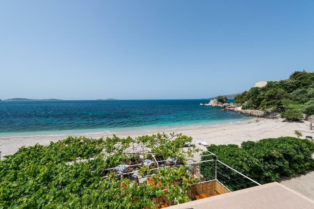 Poseydon Beach Bungalow Mlini Buitenkant foto